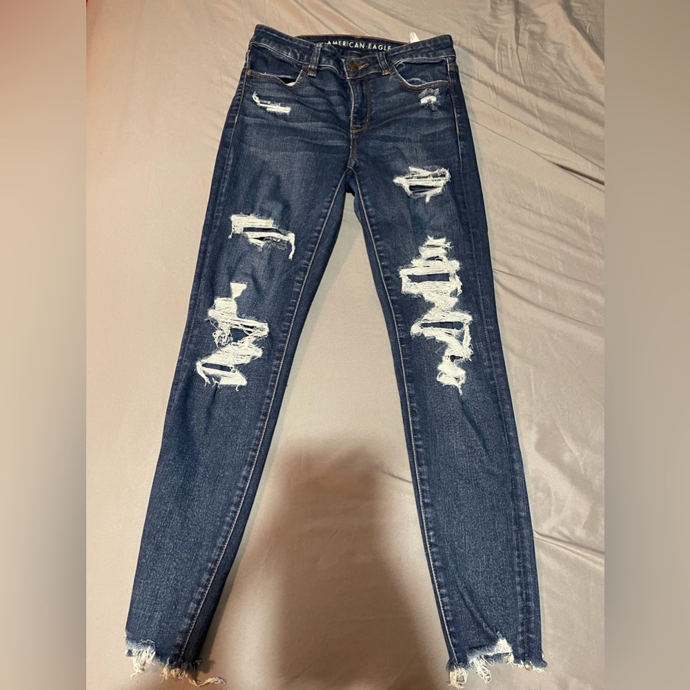 American Eagle dark jeans with rips